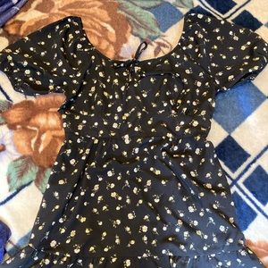 Speed control New York dress black with white/yellow flowers off shoulder size L